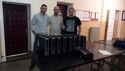 KC Bor - Donirano 9 kompjutera