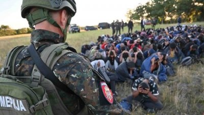 BRZOM I EFIKASNOM REAKCIJOM POLICIJE RAZBIJENA I UHAPŠENA GRUPA NAORUŽANIH MIGRANATA U HORGOŠU!!