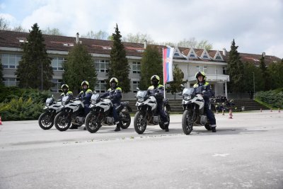 САОБРАЋАЈНИМ ПОЛИЦАЈЦИМА-МОТОЦИКЛИСТИМА ЖЕЛИМО СРЕЋАН И БЕЗБЕДАН ПОЧЕТАК НОВЕ МОТО-СЕЗОНЕ „БЕЗБЕДНОСТ НА ПРВОМ МЕСТУ“